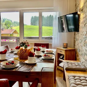 https://apt-hubertushof.com-bavaria.com