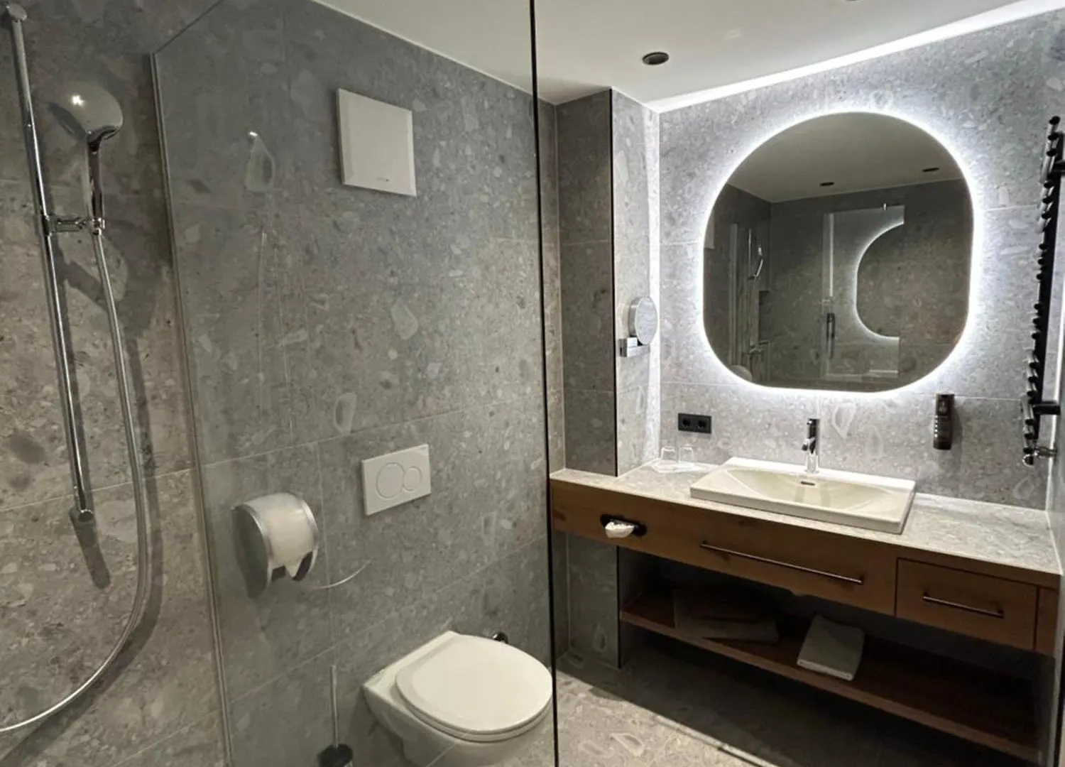****  Hotel Koeniggut Wals-Siezenheim Austria