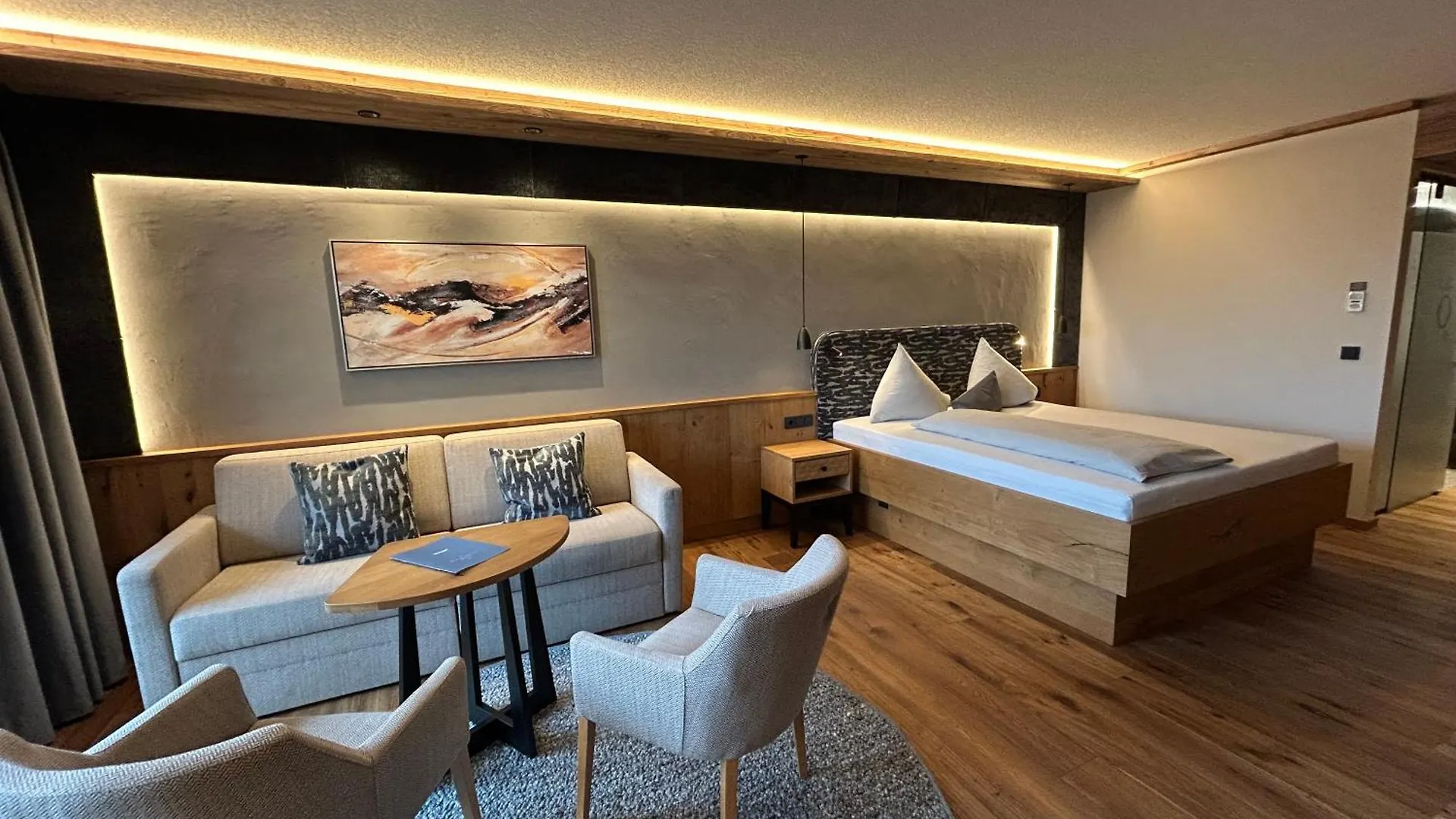 Hotel Koeniggut Wals-Siezenheim 4*,  Austria