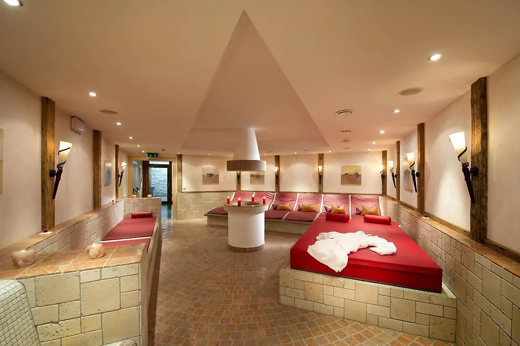 Hotel Koeniggut Wals-Siezenheim 4*,  Austria