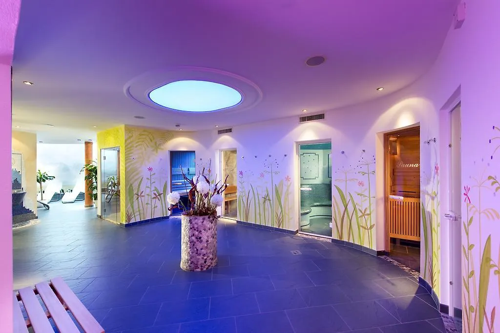 Hotel Koeniggut Wals-Siezenheim 4*,