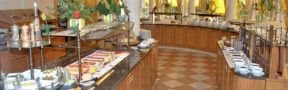 Hotel Koeniggut Wals-Siezenheim 4*,  Austria